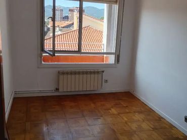 Piso en  Calle Julián Ceballos 23 - Foto 9