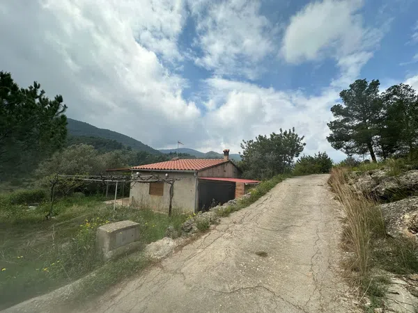 Casa rural en Calle de les Eres s/n - Foto 1