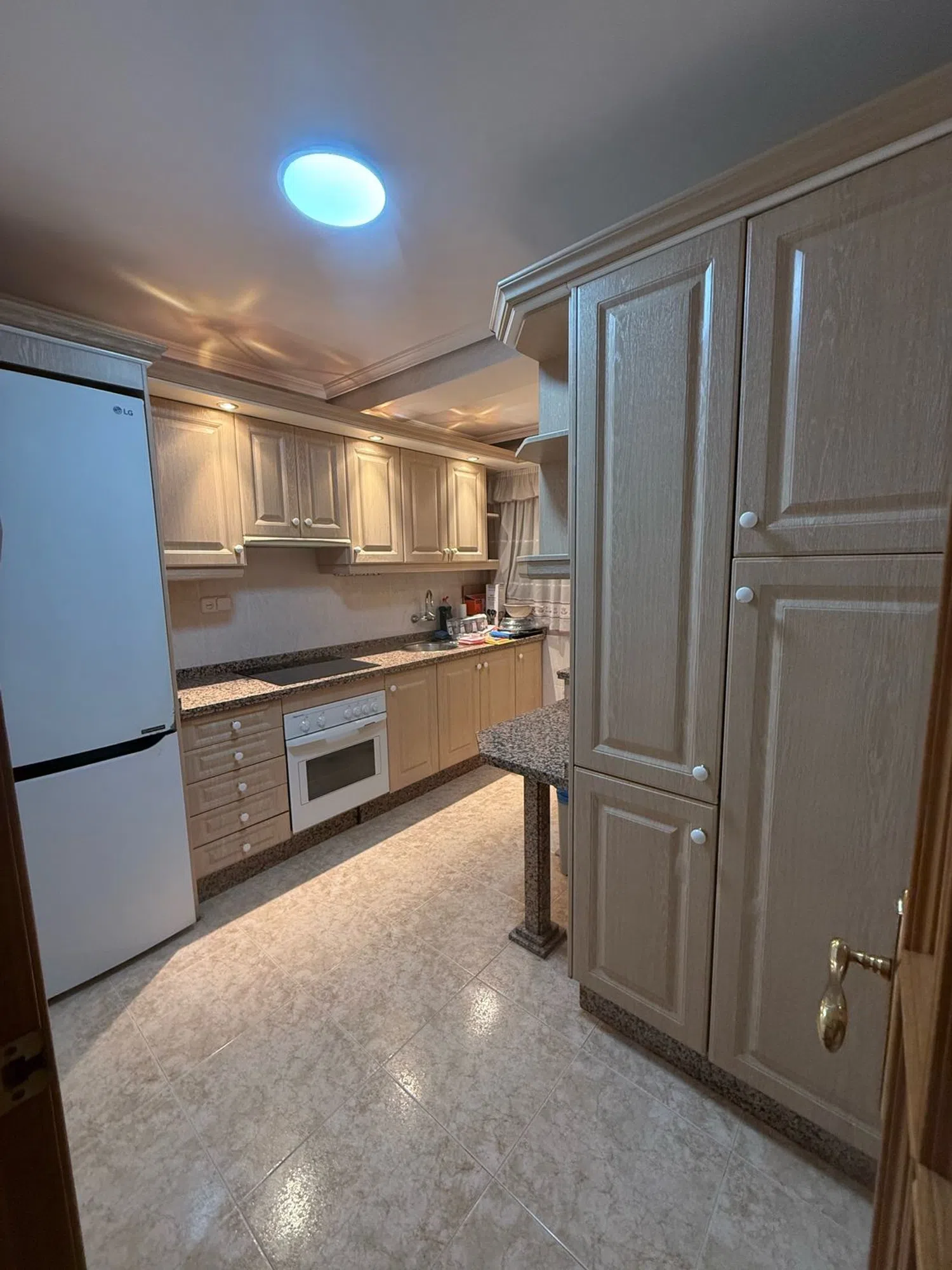 Piso en calle Pintor Sorolla, 1 - Foto 1