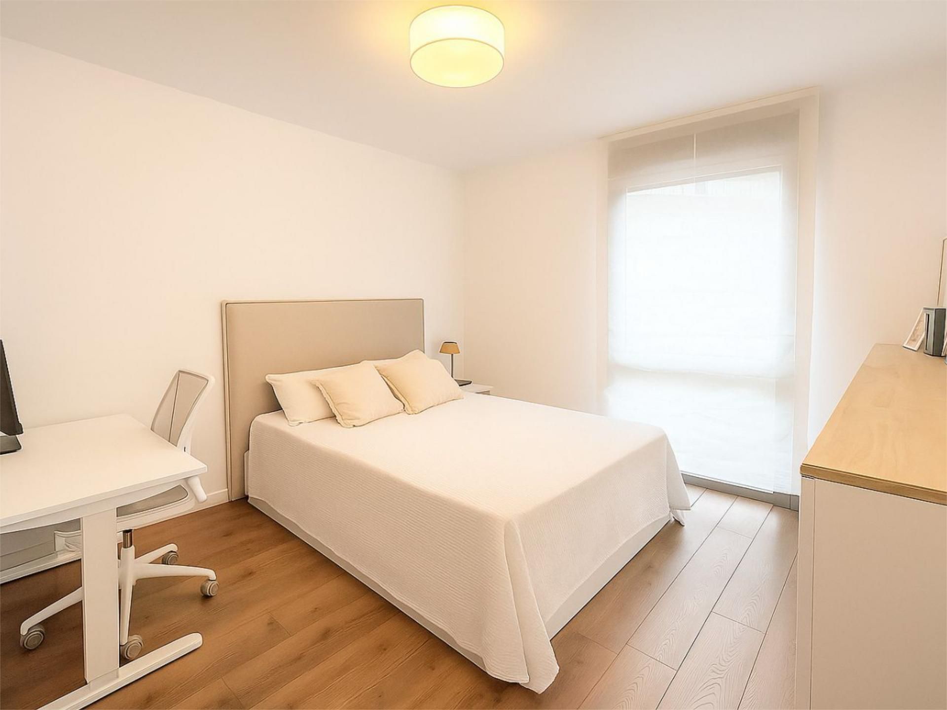 Piso en  Calle del Doctor Juan José López Ibor 22 - Foto 4