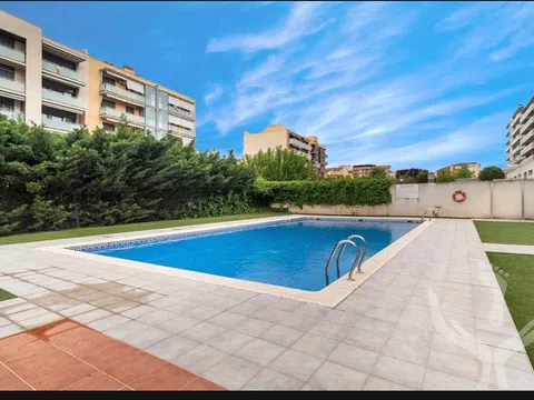 Piso en avenida de Miquel Batllori, 50