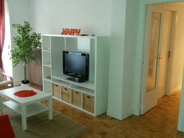 Piso en calle Pintor Asarta, 6 - Foto 2