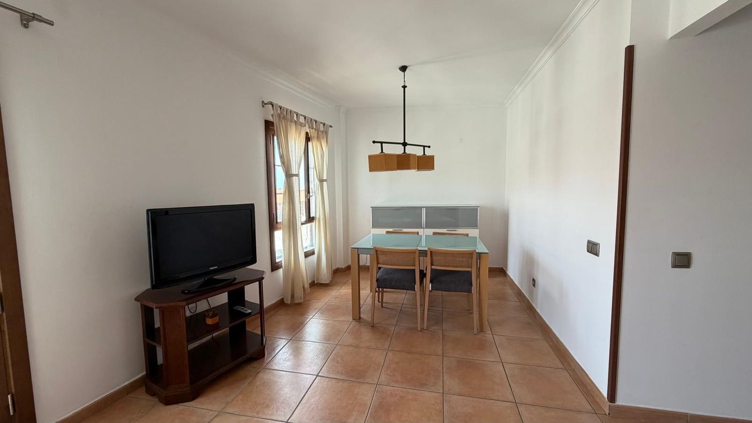 Piso en calle Comandante Franco, 27 - Foto 3