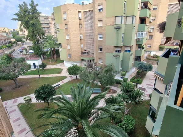 Piso en Avenida de Carlos Haya - Foto 33