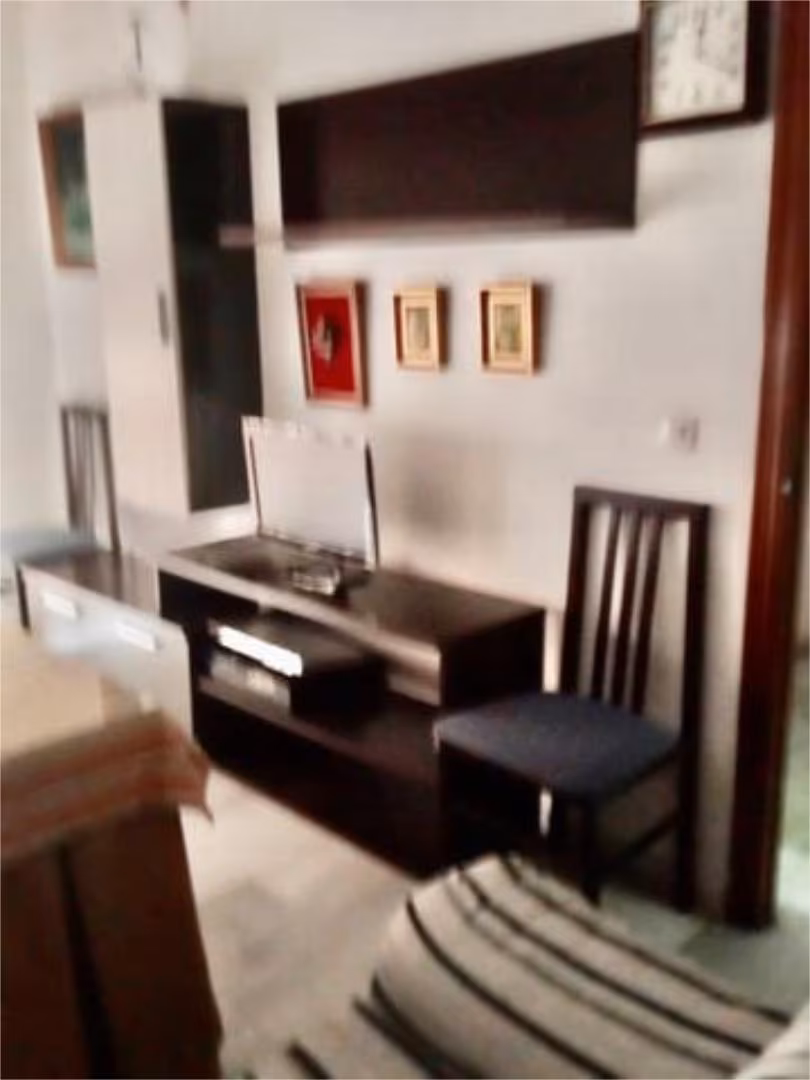 Piso en Ciudad Jardín - Foto 2