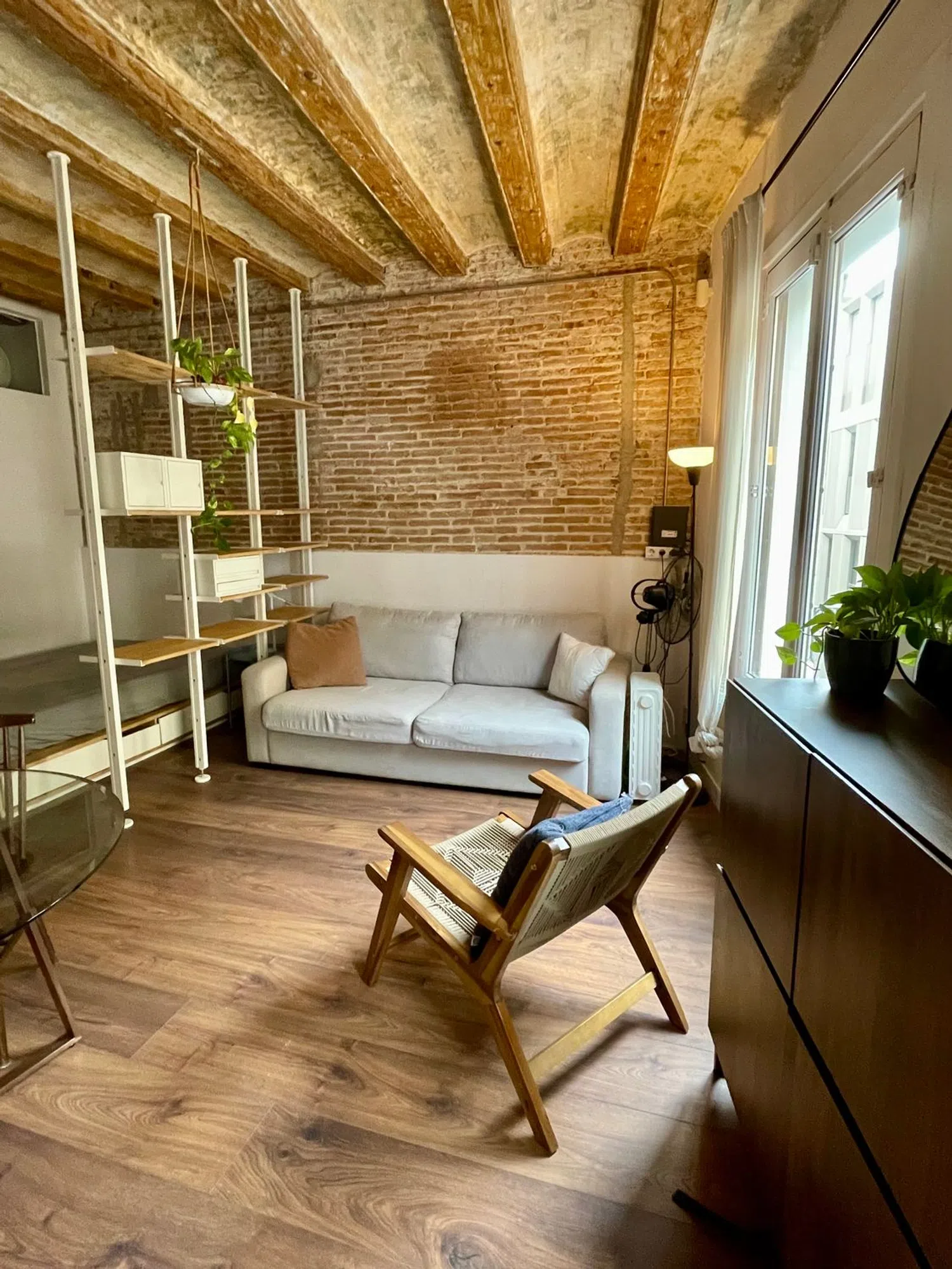 Estudio en calle de Valldonzella, 37 - Foto 2