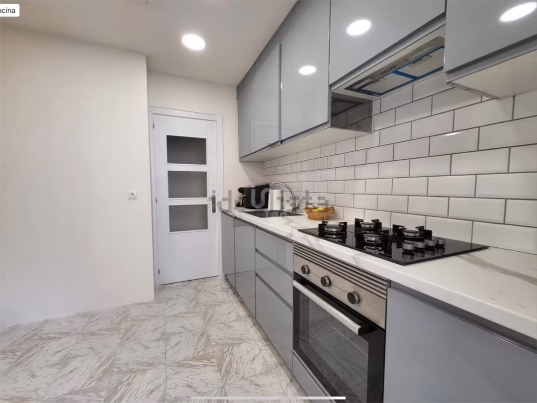 Piso en  Carrer de Joan Valls 1 - Foto 13