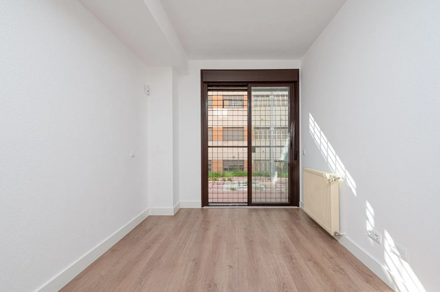 Piso en calle Ana María Matute - Foto 9