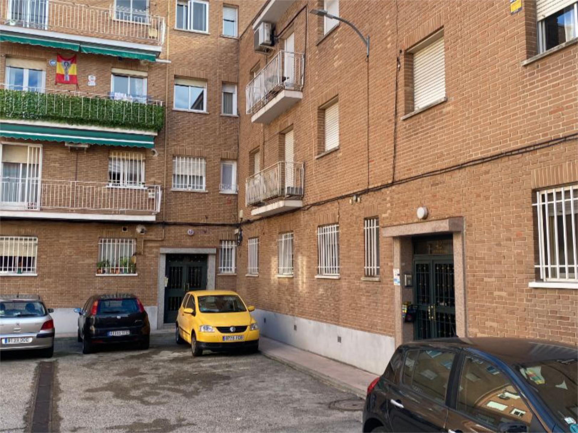 Piso en  Calle del General Pintos 42