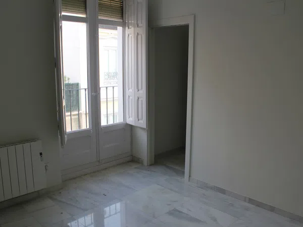 Piso en calle de Alfonso I, 39 - Foto 2