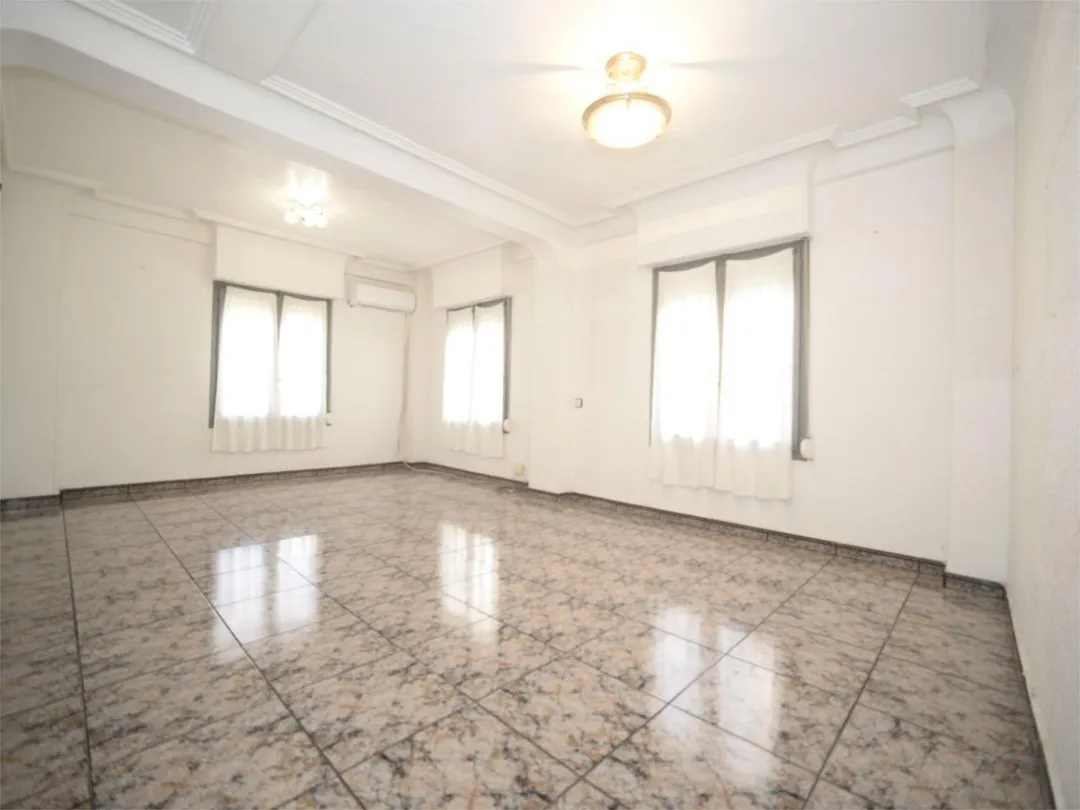 Piso en  Carrer la Torre 93 - Foto 2