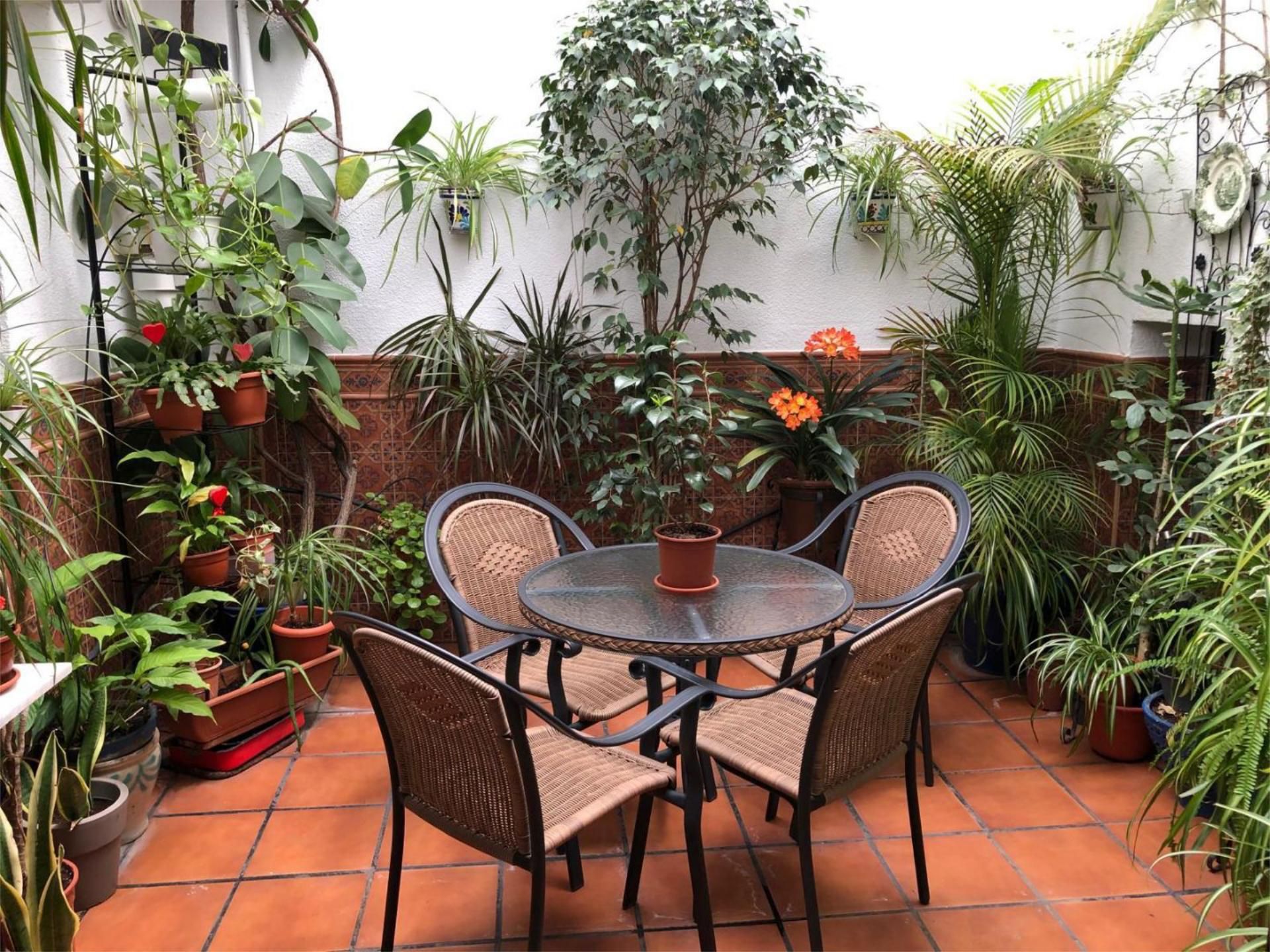 Casa adosada en  Calle Sagunto 41 - Foto 4