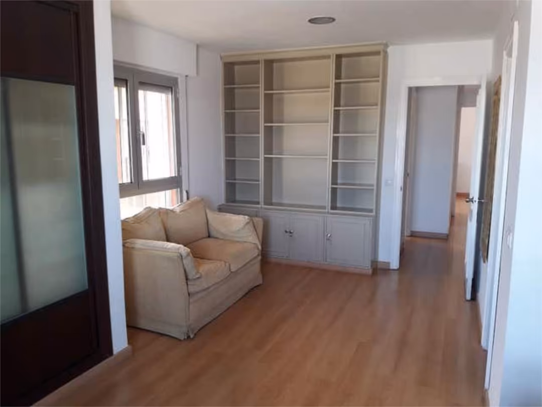 Piso en Ciudad Jardín - Foto 6