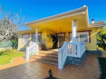 Chalet en  Calle Victoria 164 - Foto 1