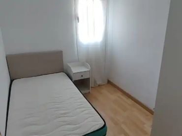 Piso en  Calle Pérez de Cervera 2 - Foto 8