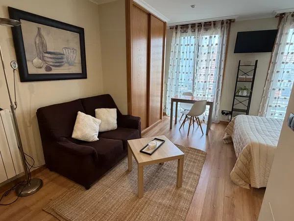 Estudio en calle da Ronda de Don Bosco, 52 - Foto 7