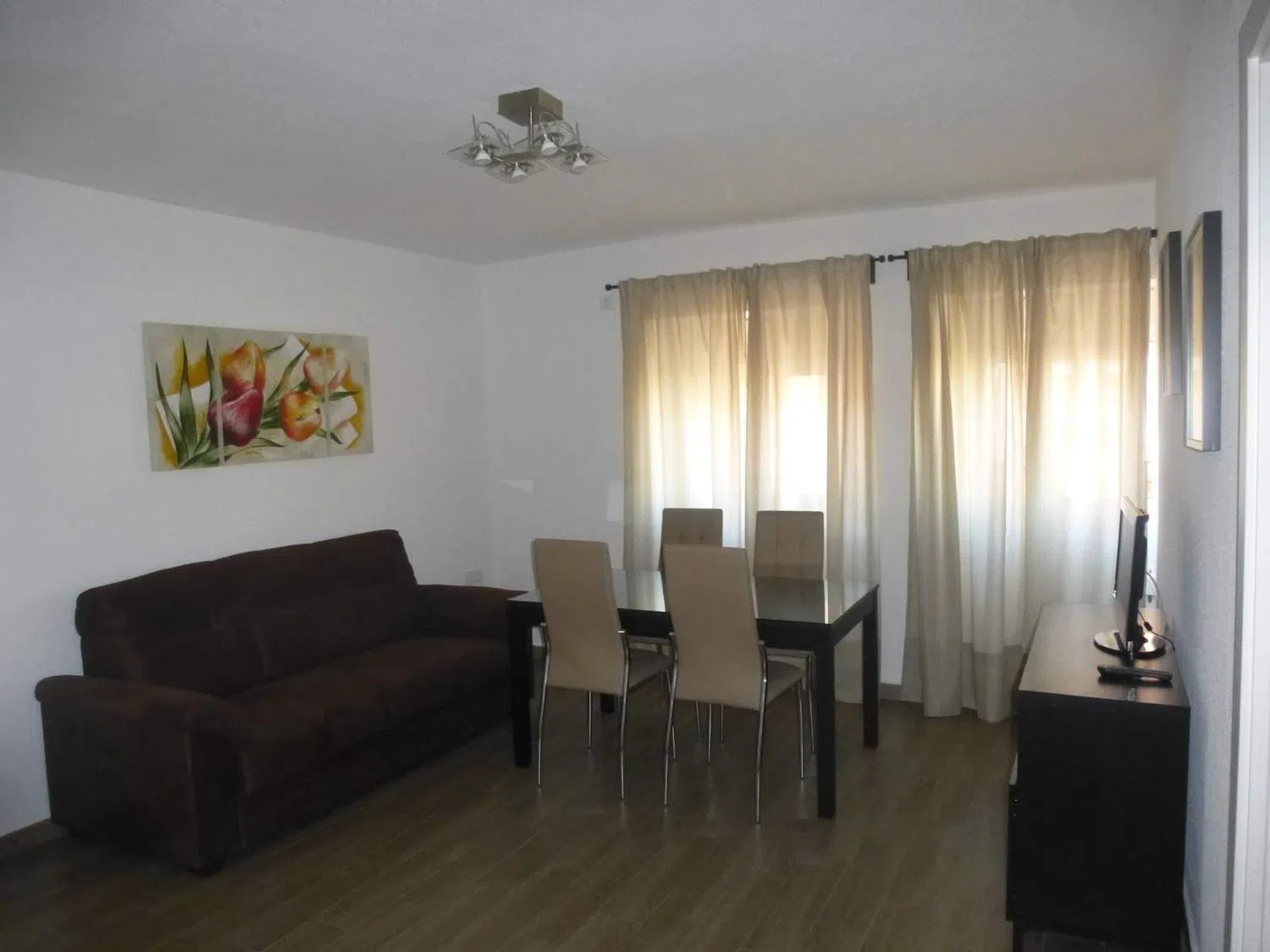 Piso en calle Tarfia, 65 - Foto 2