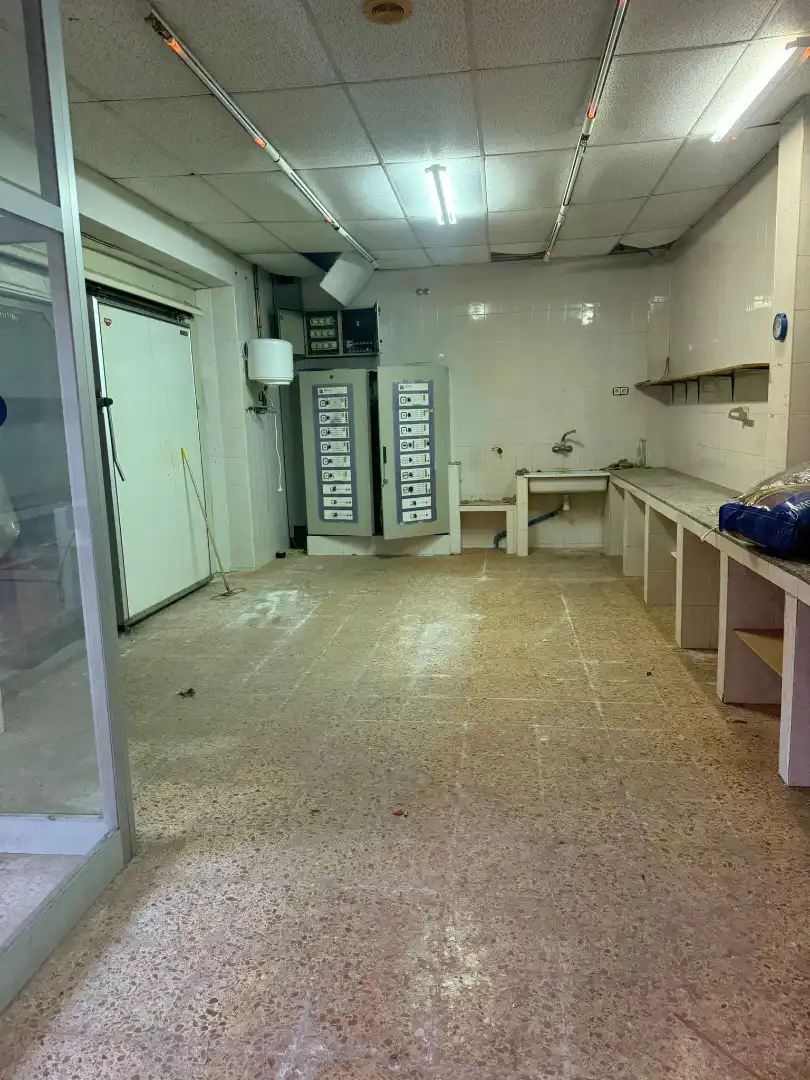 Local comercial en  Carrer de Solsona 104 - Foto 12