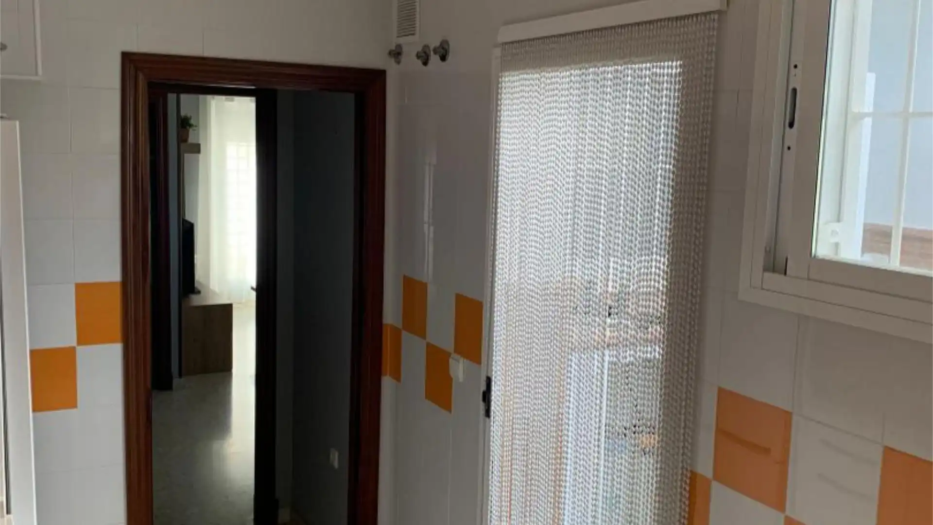 Casa adosada en  Calle de la Hijuela 19 - Foto 12