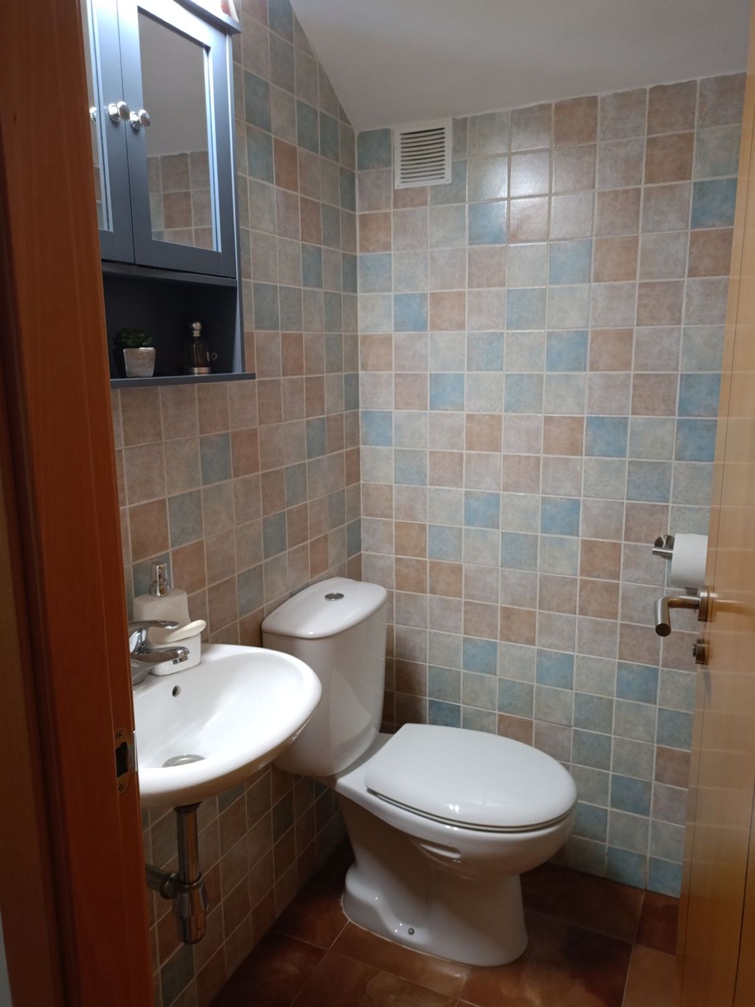 Chalet adosado en Calle Ponce de León, 1, Nuevo Portil, Nuevo Portil - Foto 3
