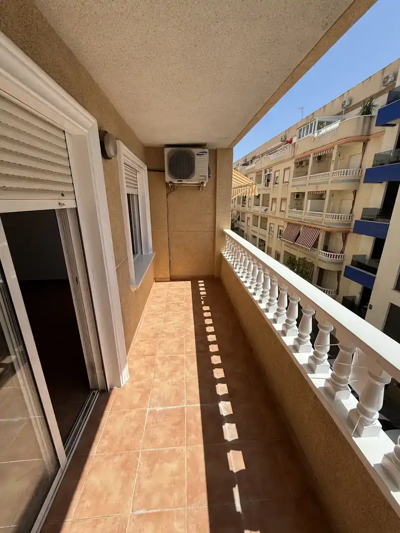 Piso en  Calle Radio Murcia 18 - Foto 2
