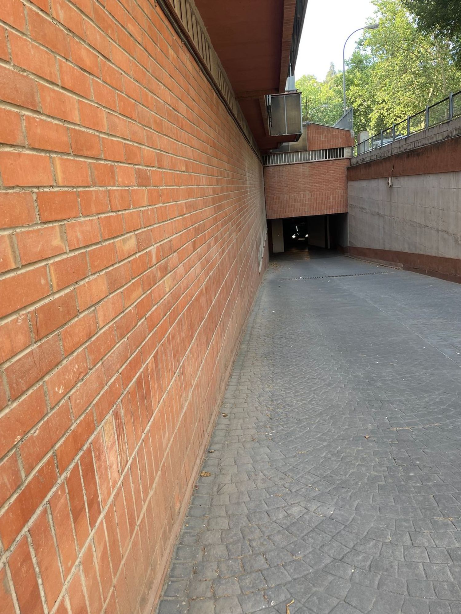 Garaje en Paseo de los Basilios, 5, Cervantes-Palacio de Deportes, Cervantes-Palacio de Deportes - Foto 2