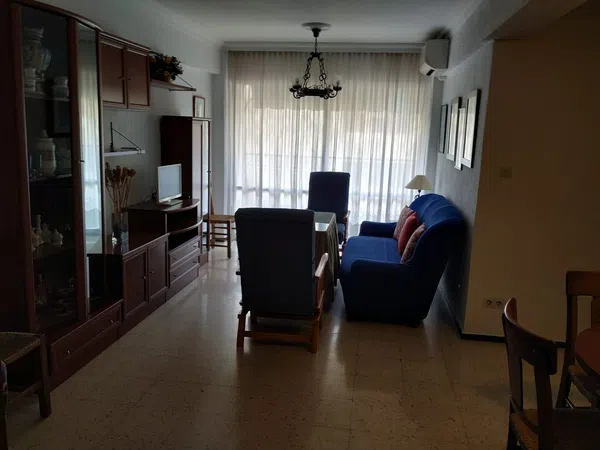 Piso en calle Florencio Quintero, 18