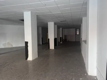Local comercial en  Avinguda de Josep Tarradellas - Foto 6