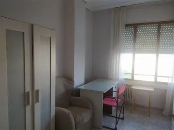 Piso en  Avenida de la Reina Mercedes 19 - Foto 13