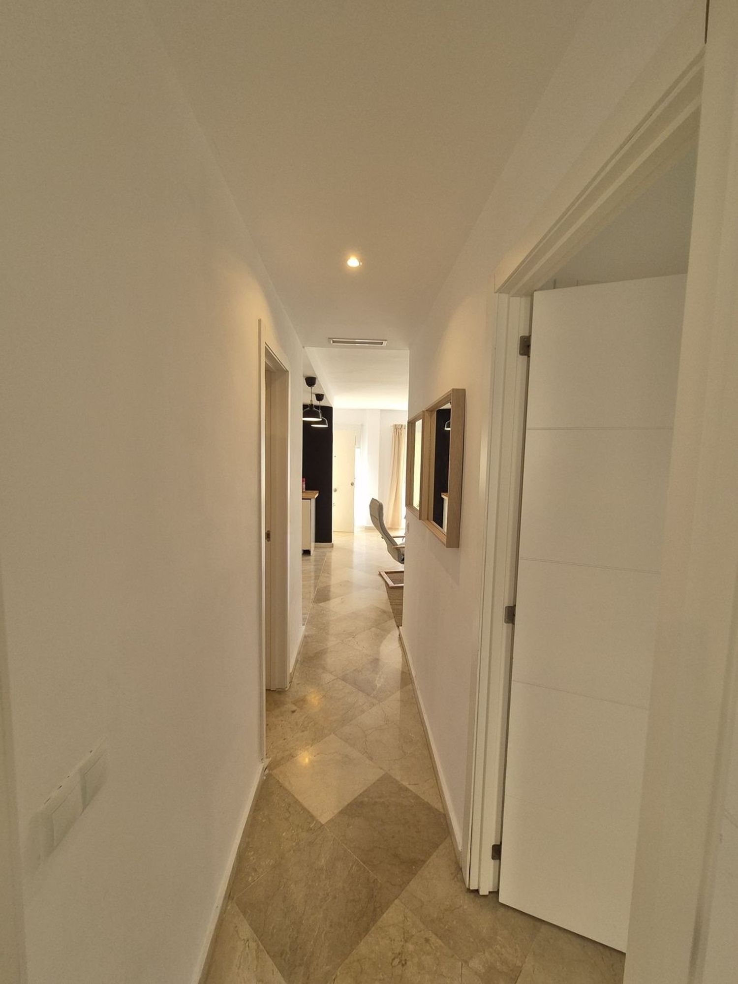 Piso en Urbanización Los Pinos de Aloha, 69, Aloha - Foto 19