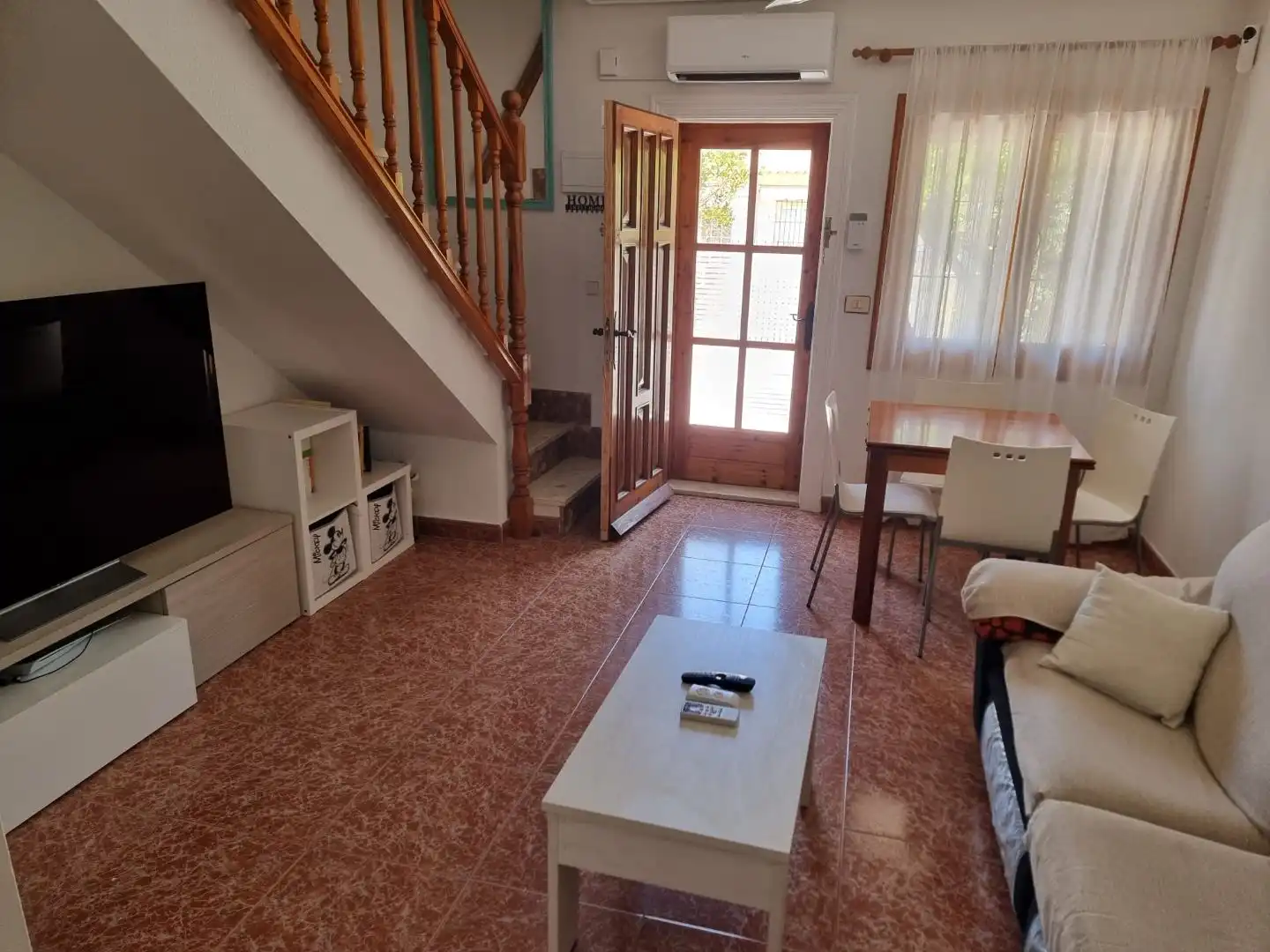 Casa adosada en  Calle Río Sena 12 - Foto 2