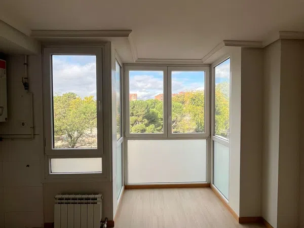 Piso en calle de Palomares, 43