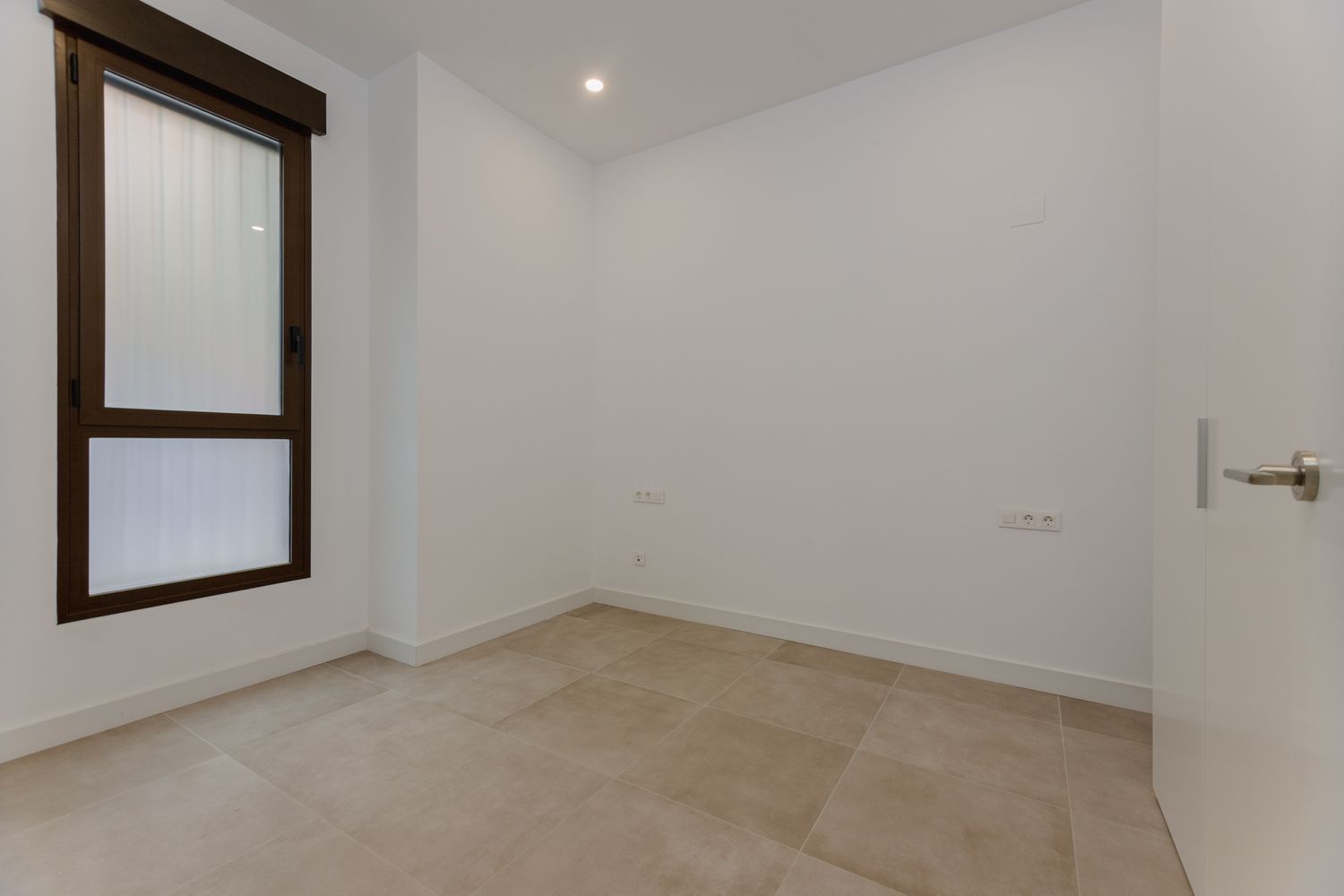 Piso en Calle de Benicarló, 24 - Foto 5