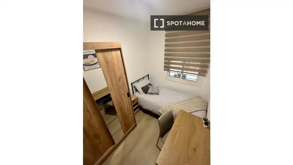 Piso en L'Hospitalet de Llobregat - Foto 9