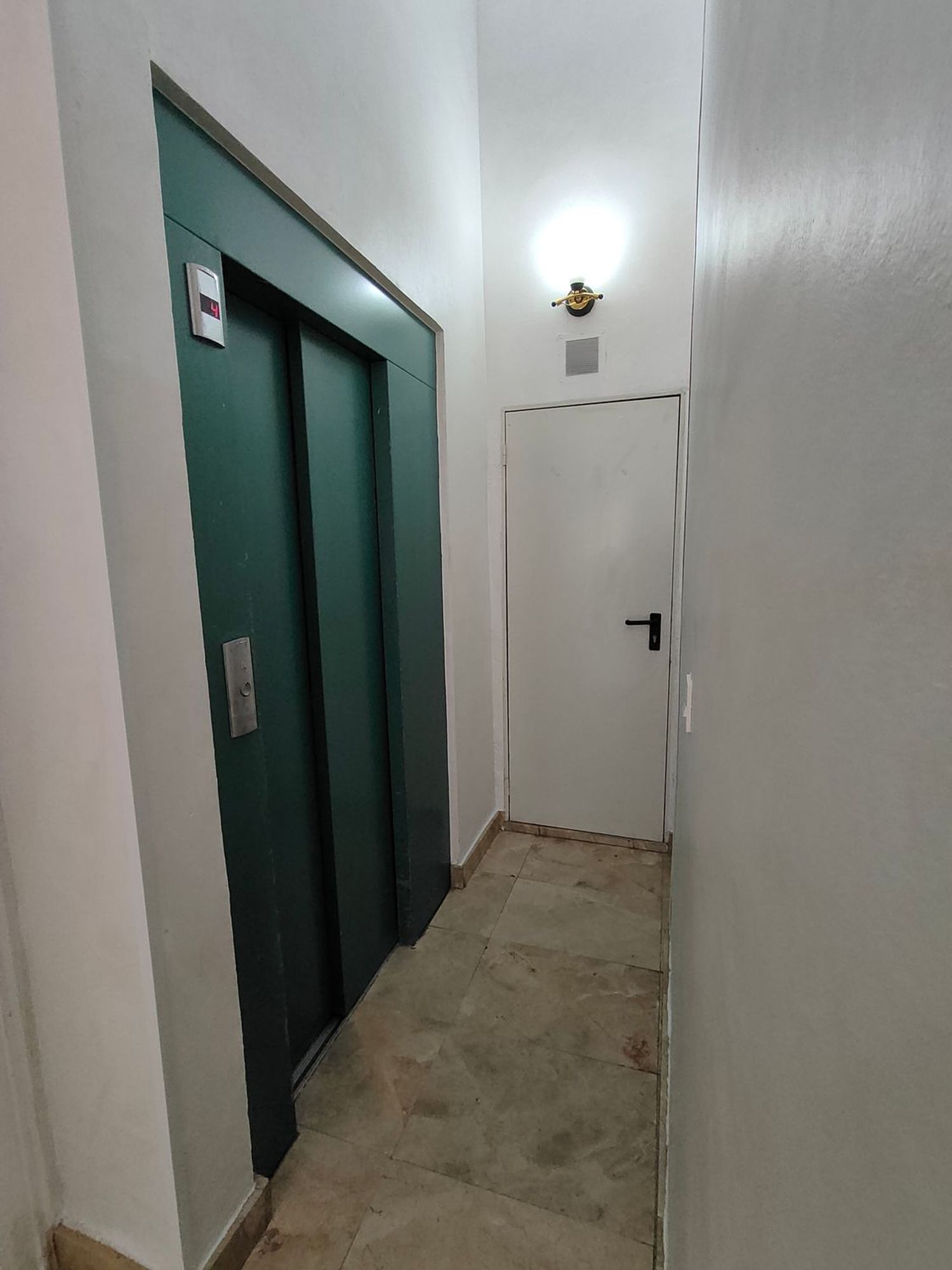Piso en Calle los Colonia, 10, San Julián-Bº de Cortes - Foto 2