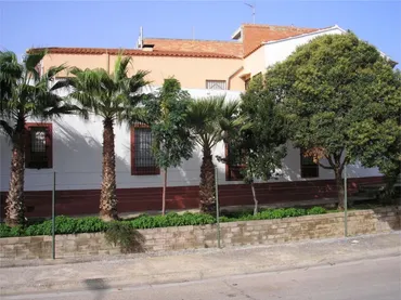 Planta baja en  Calle Teodoro Llorente 10 - Foto 1