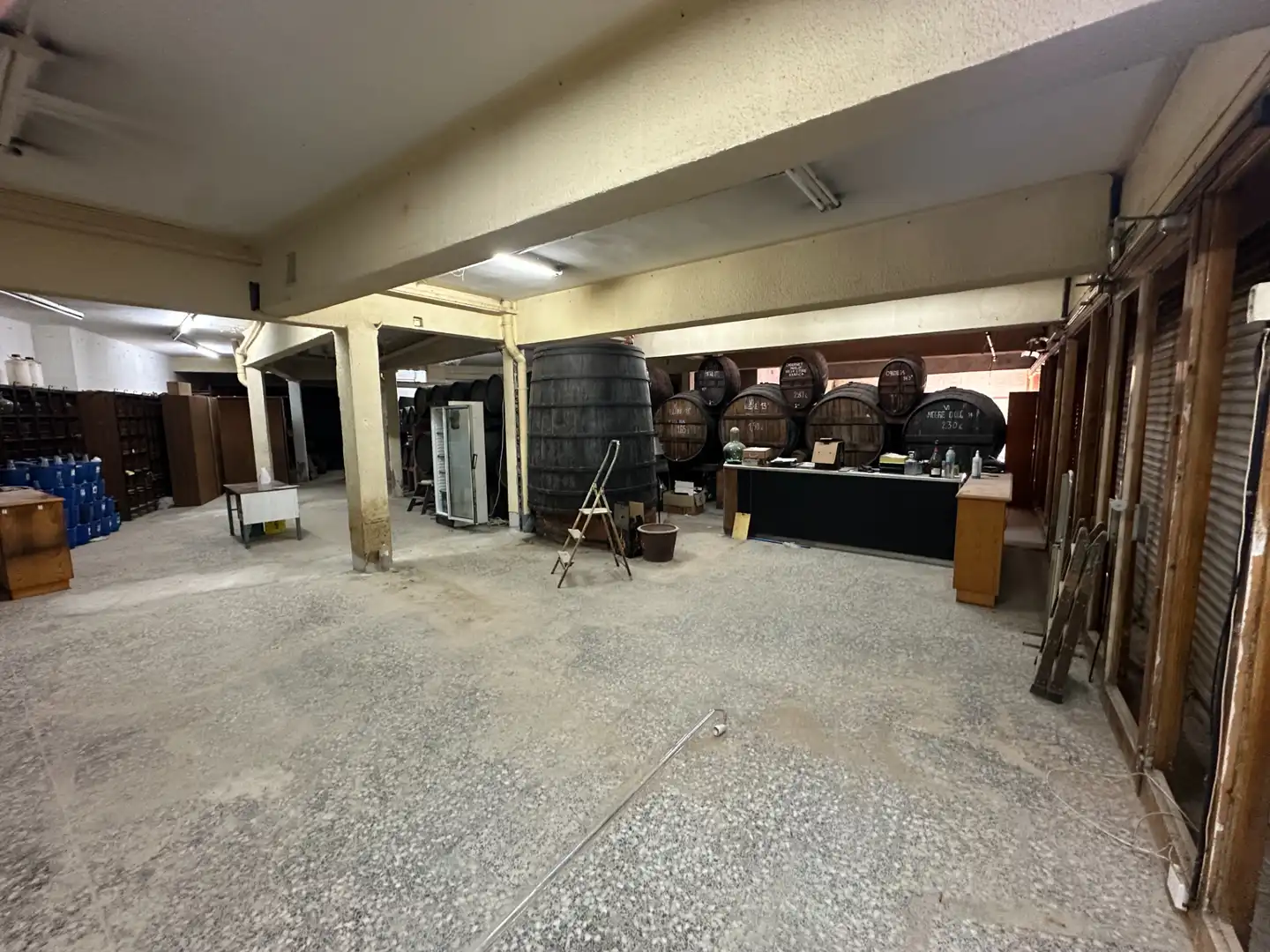 Local comercial en  Carrer d'Àngel Guimerà 20 - Foto 3