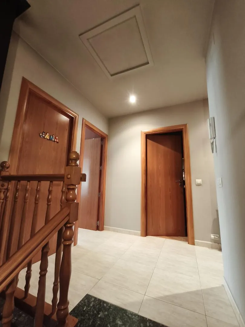 Casa adosada en  Carrer de Rector de Vallfogona 51 - Foto 13