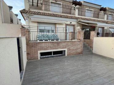 Casa adosada en  Calle Maestro Joaquín Sánchez 86 - Foto 3