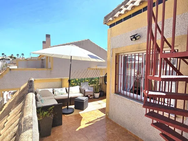 Chalet pareado en Calle Leman, 5, Zona Lago - Los Almendros - Foto 26