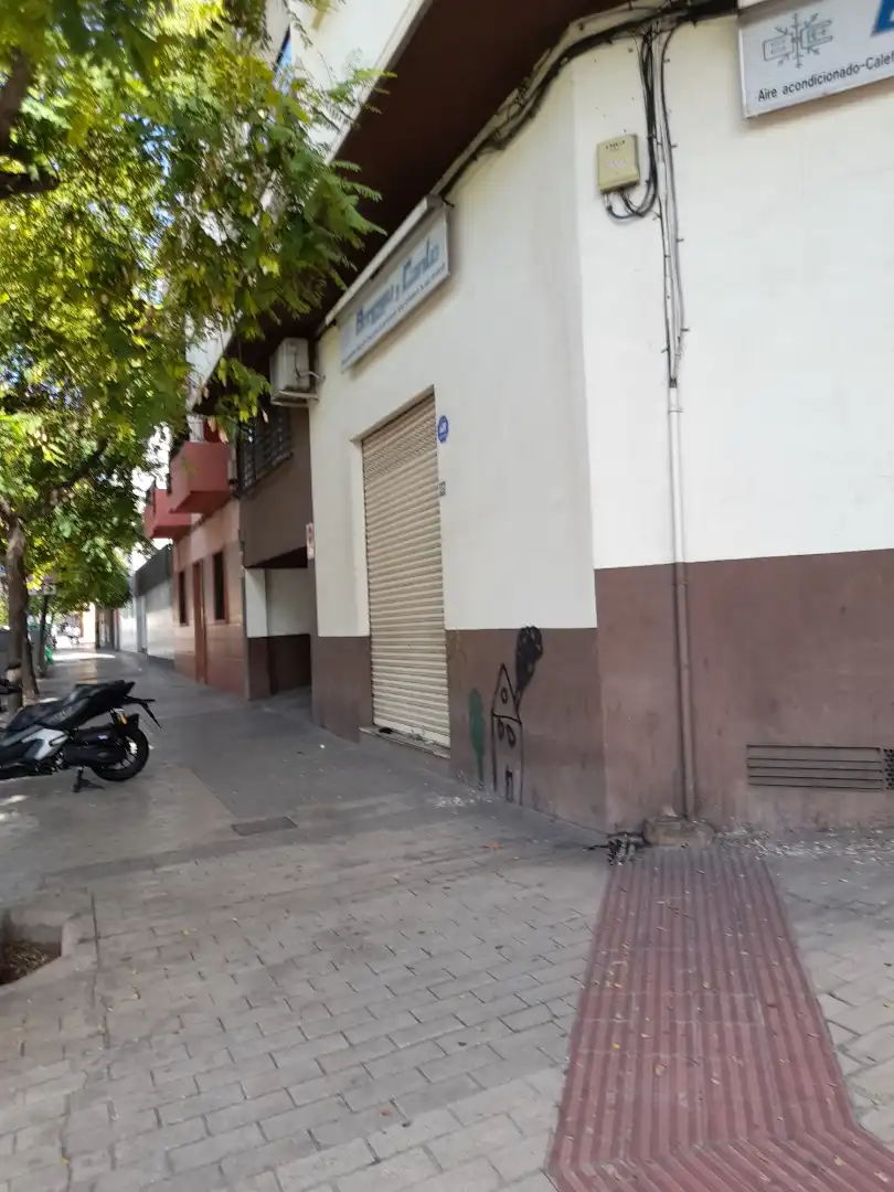 Local comercial en  Calle Teulada 66 - Foto 13