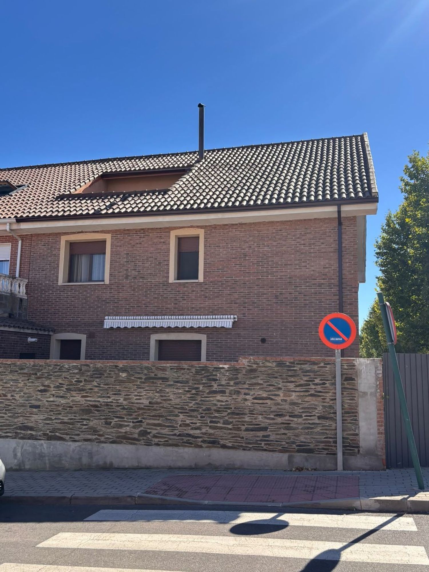 Chalet pareado en Avenida de los Almendros, 12 - Foto 6