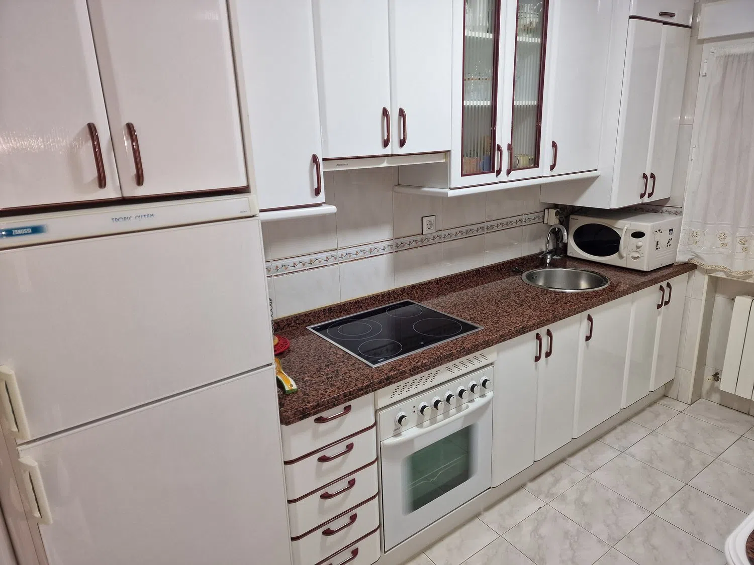 Estudio en calle Fuertes Acevedo, 39 - Foto 2