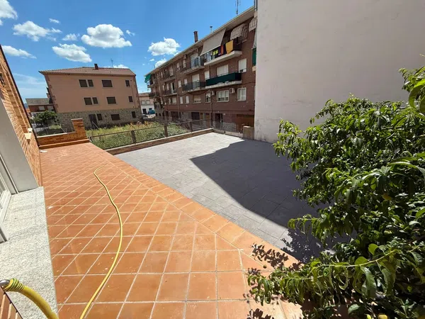 Piso en Calle Claudio Sánchez Albornoz, 3 - Foto 1