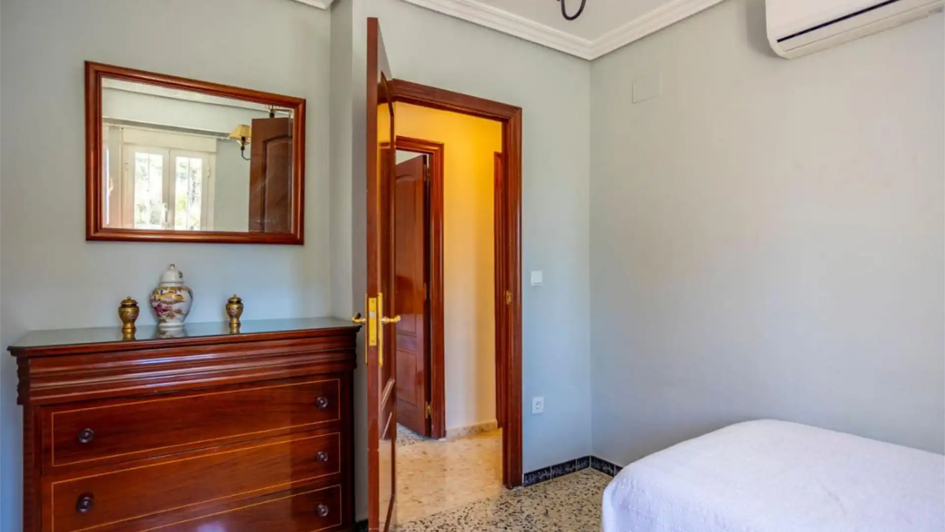 Piso en  Calle Virgen de las Torres 12 - Foto 15