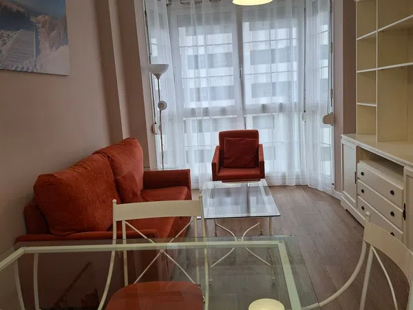 Piso en calle de la Infanta María, 7