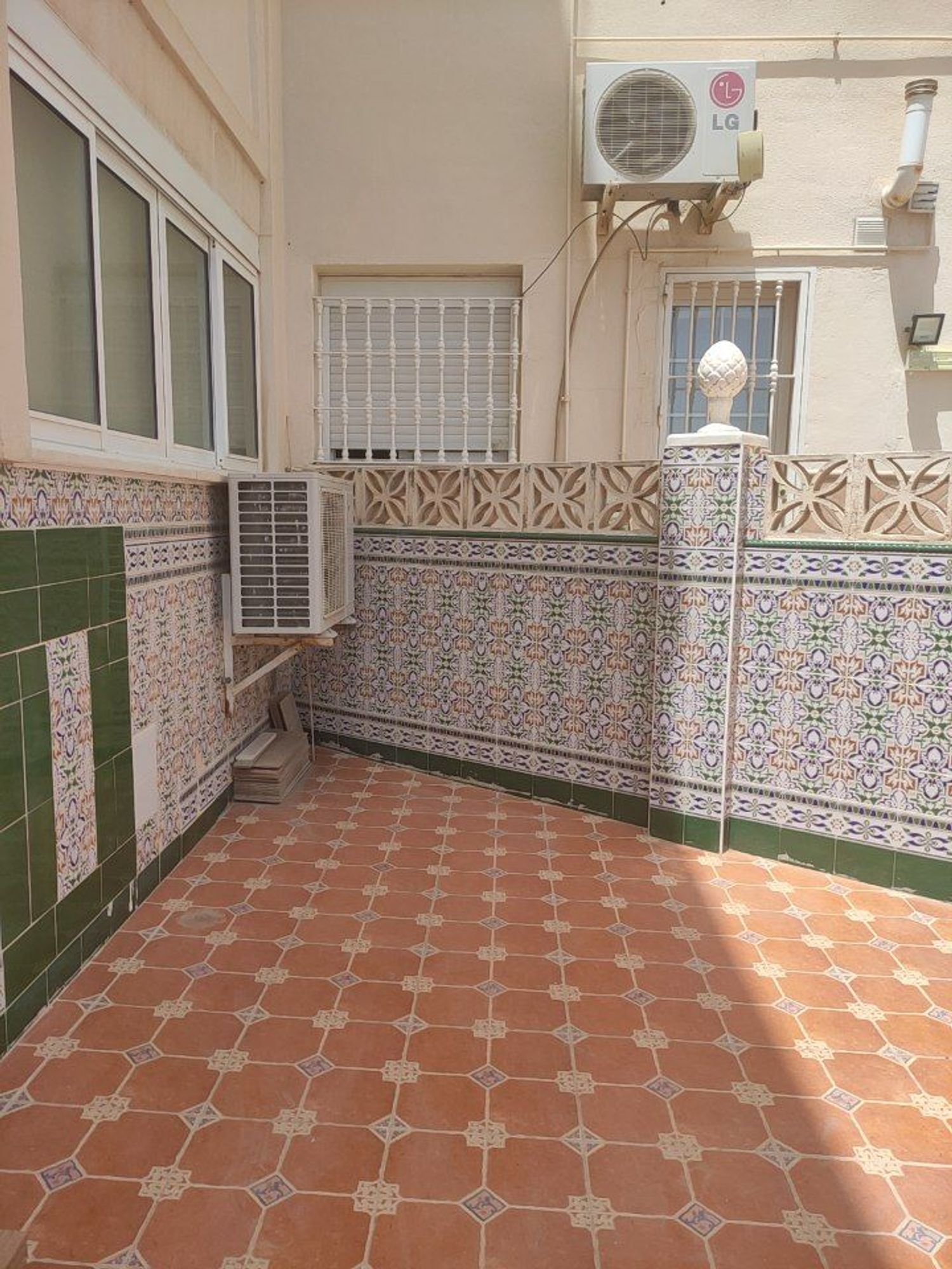 Piso en Calle de Demóstenes, 3, El Consul - El Romeral - Foto 7