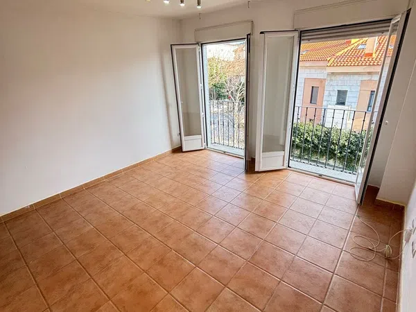 Piso en calle Fuente del Álamo, 11 - Foto 1