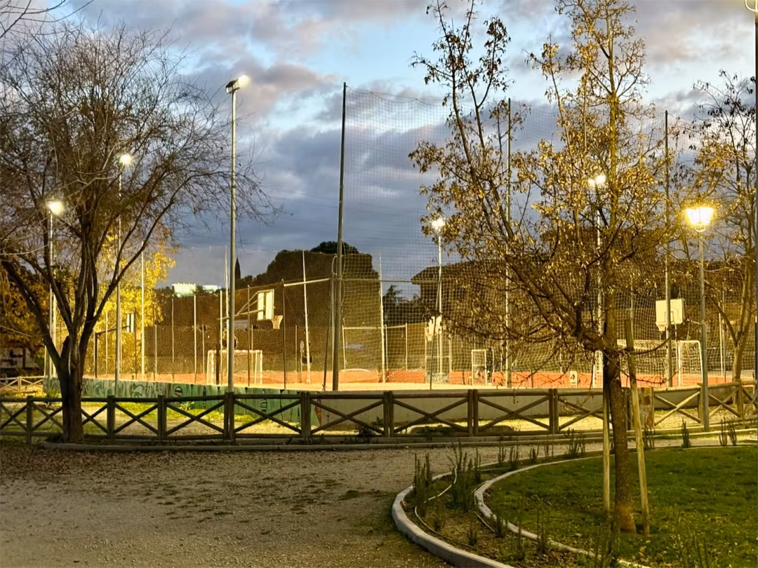 Piso en  Calle Valle del Roncal 10 - Foto 30