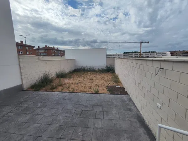 Chalet adosado en Calle del Arlanza s/n - Foto 25